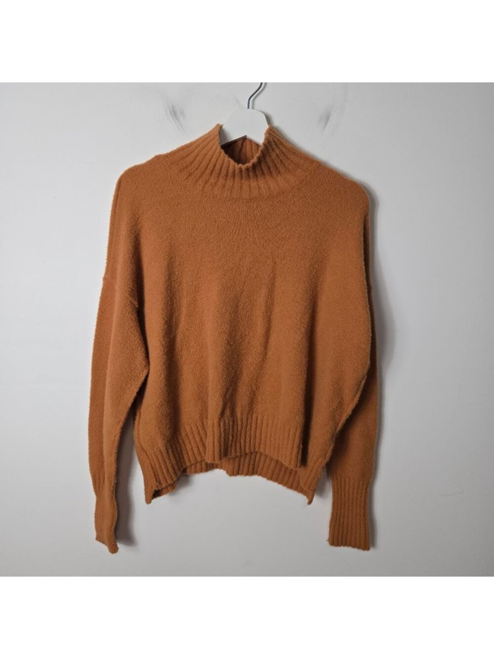 Free People Size XS Vancouver Turtleneck Sweater Fuzzy Pumpkin Orange